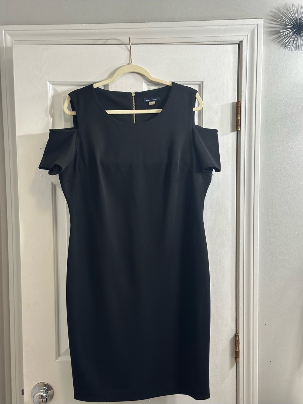 Tommy Hilfiger Black Cold-Shoulder Sheath Dress